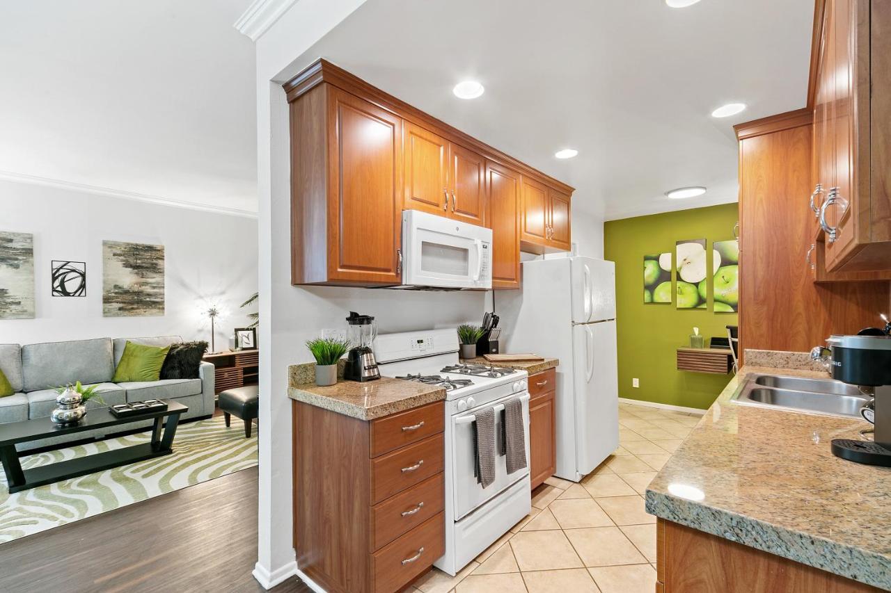 Beverly Hills Gem 1 Bedroom Apt With Parking 218 Los Angeles Exteriér fotografie