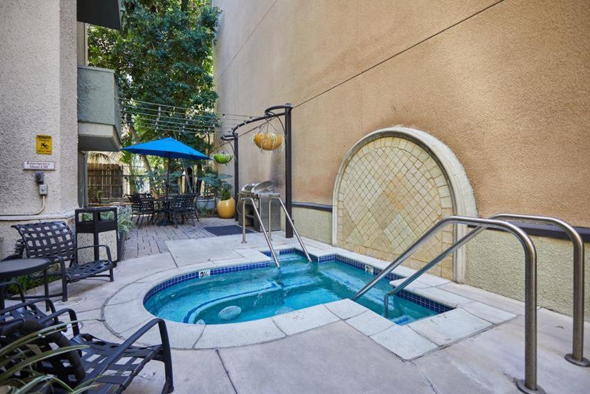 Beverly Hills Gem 1 Bedroom Apt With Parking 218 Los Angeles Exteriér fotografie