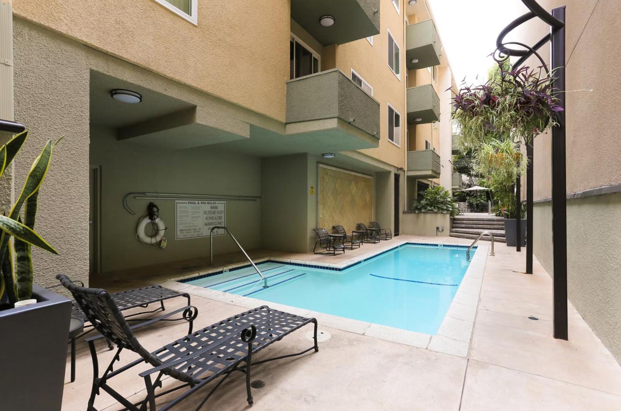 Beverly Hills Gem 1 Bedroom Apt With Parking 218 Los Angeles Exteriér fotografie